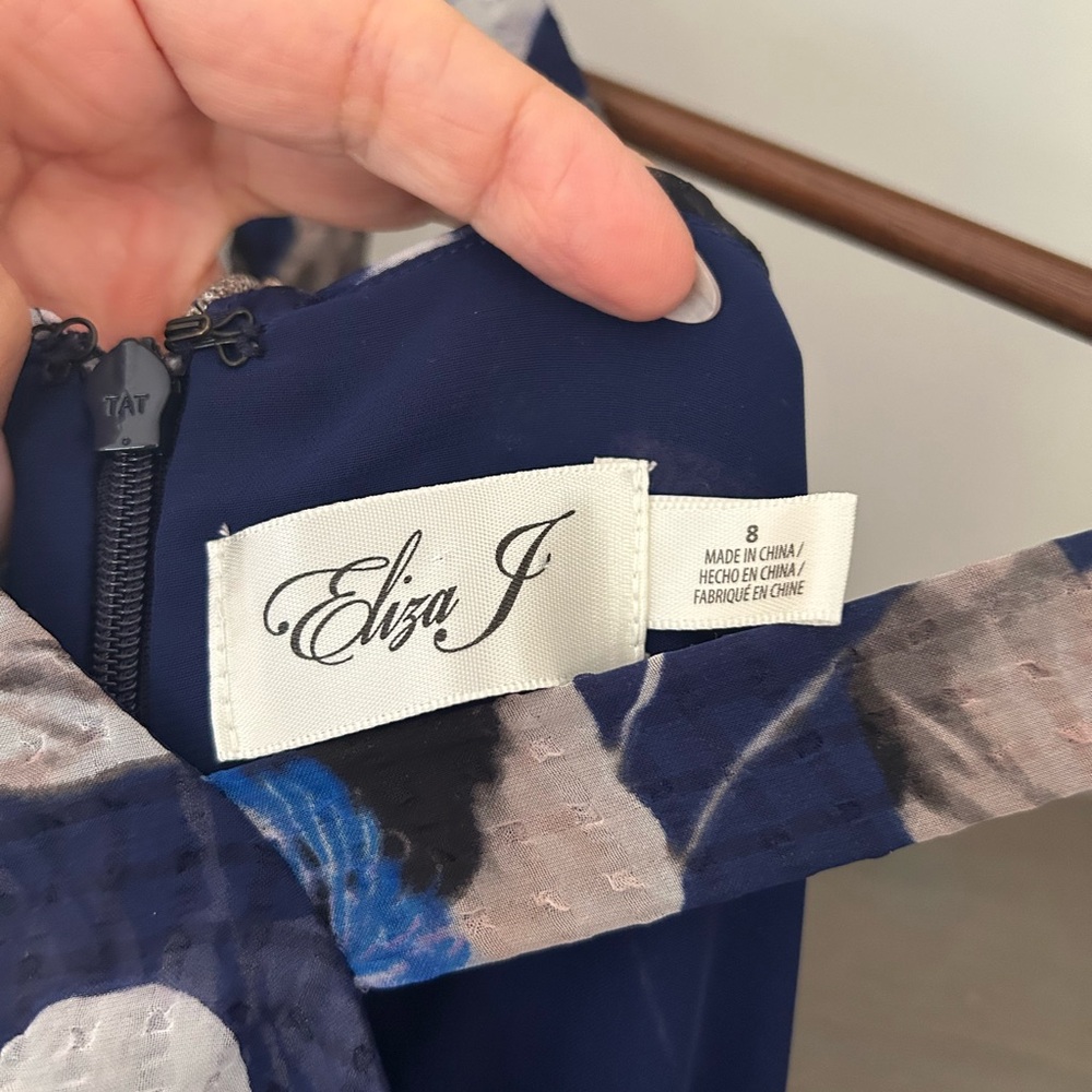 Eliza J Spring Floral Midi Dress - Picture 10 of 12